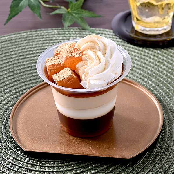 クリームわらび餅パフェ