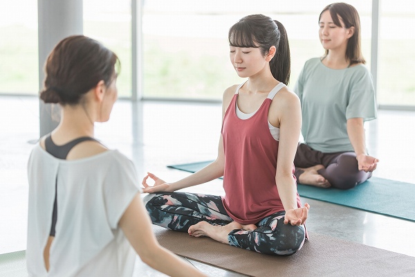 ダイエットとヨガの深い関係性