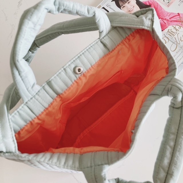 オレンジ