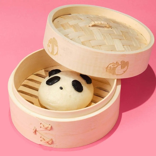 【9/1（金）数量限定発売】「パンダナンダ蒸籠」と「パンダ肉まん」