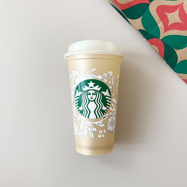 ホリデー2023カラーチェンジングリユーザブルカップ473ml