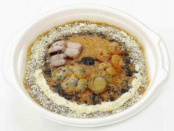 ４種魚介のトマトクリームス－プパスタ