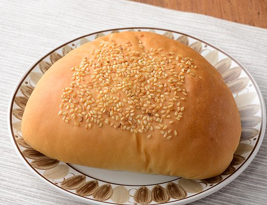 白ごまタルタルチキンパン