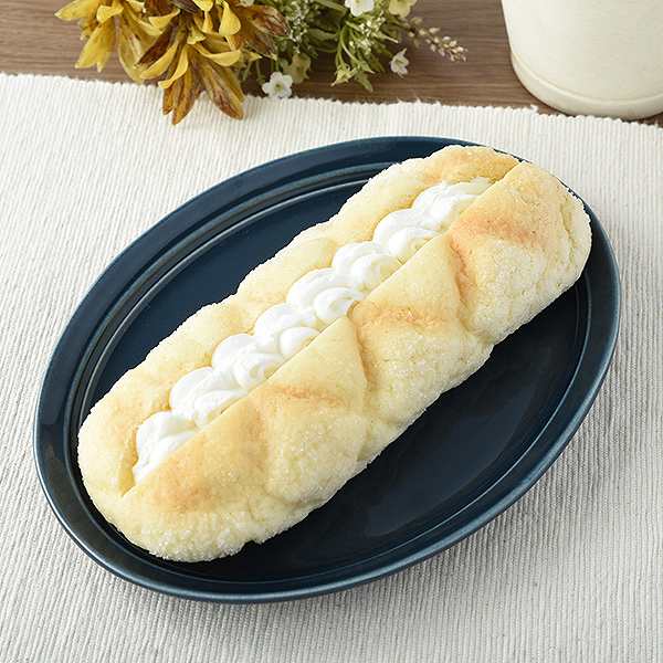 ホイップメロンパン