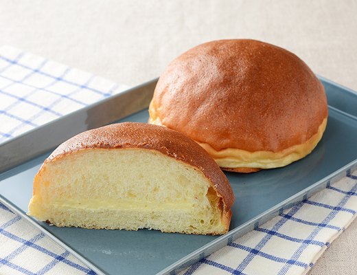 ふんわりブール　練乳クリーム