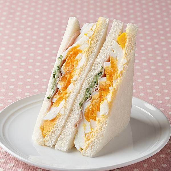 まるごとたまごサンド