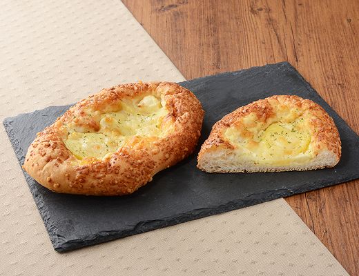 じゃがいもとチーズのパン