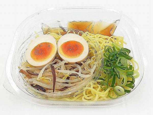 半熟煮玉子の冷し醤油ラーメン