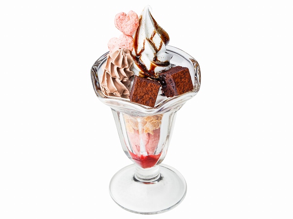 生チョコ風濃厚リッチガトーショコラ＆ストロベリーハートパフェ