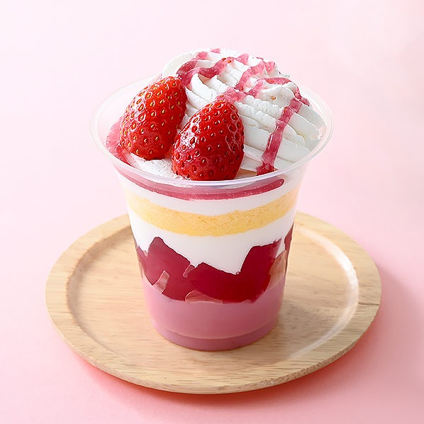贅沢いちごミルクパフェ