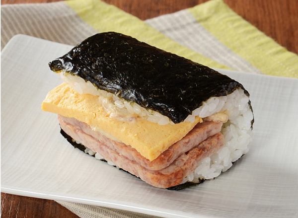 盛りすぎ！具！おにぎり　ポーク玉子(シーチキン®マヨネーズ)