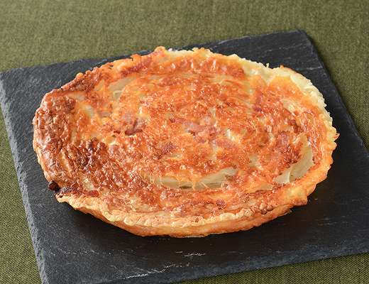 チーズとベーコンの平焼きデニッシュ