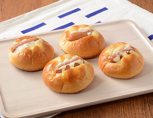 あらびきソーセージパン　4個入