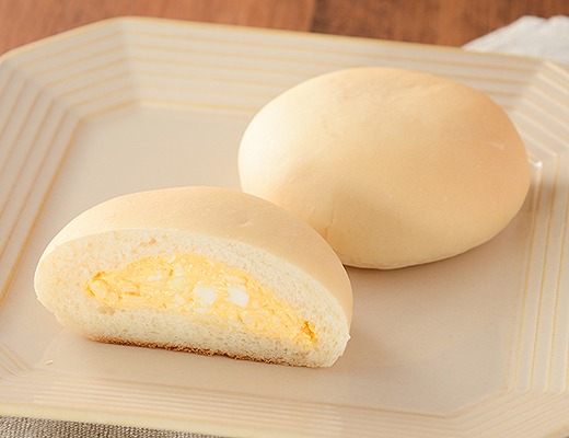 たまごサラダパン
