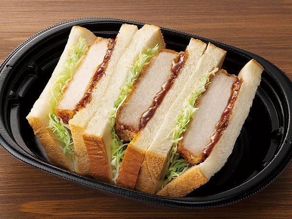 まちかど厨房　盛りすぎ！　厚切りロースカツサンド
