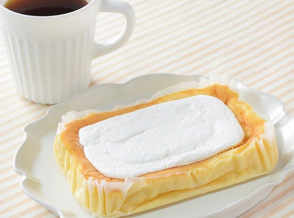Uchi Café 　盛りすぎ！　ふわもち生シフォン