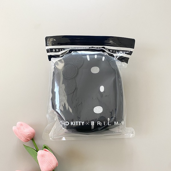 『HELLO KITTY × BRILMY 中身が見えて時短がかなう ズボラに優しいコスメポーチ BOOK BLACK ver. SPECIAL PACKAGE』