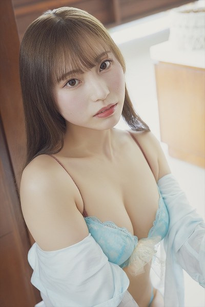 プロフィール