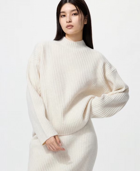 スフレヤーンモックネックセーター