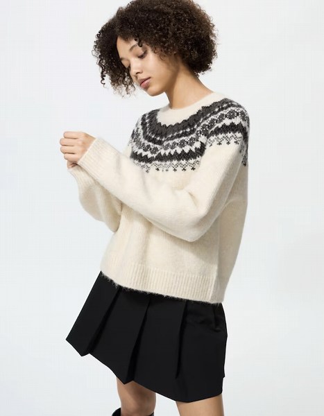 フラッフィクルーネックセーター