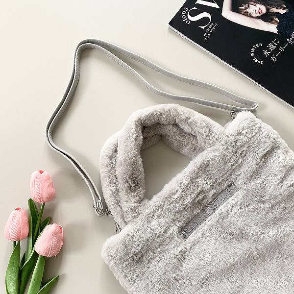 ショルダーストラップ