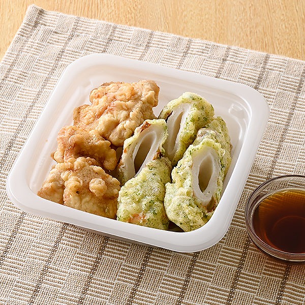 ぽん酢をかける とり天&ちくわ磯辺天