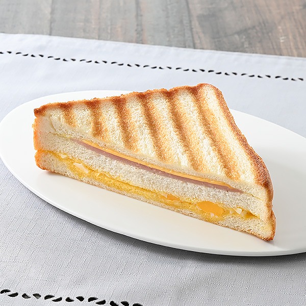 どかっと満足パン（ハムチーズエッグ）