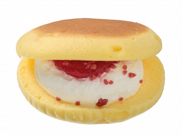 7プレミアム パンケーキバーガー いちご&ホイップ