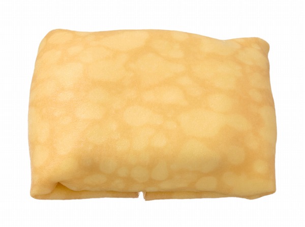 もちもち生地のクレープ ショートケーキ仕立て