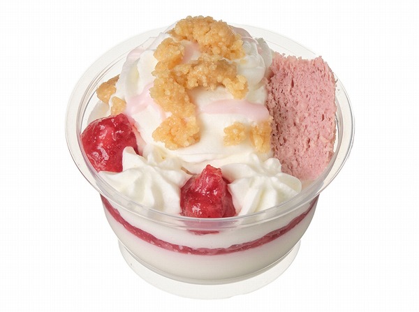 プリンケーキパフェ いちごとミルク