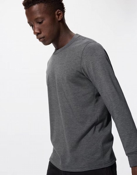 超極暖ヒートテッククルーネックT