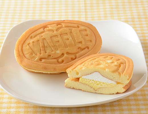 ふんわりワッフル カスタード&ホイップ
