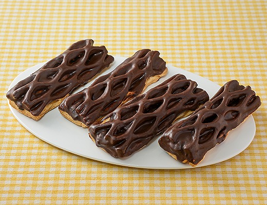 さっくり食感のチョコスティックパイ 4本入