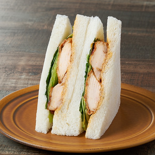 タンドリー風チキンサンド