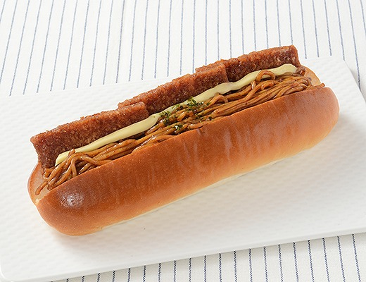 具！パン　ハムカツ＆焼きそば