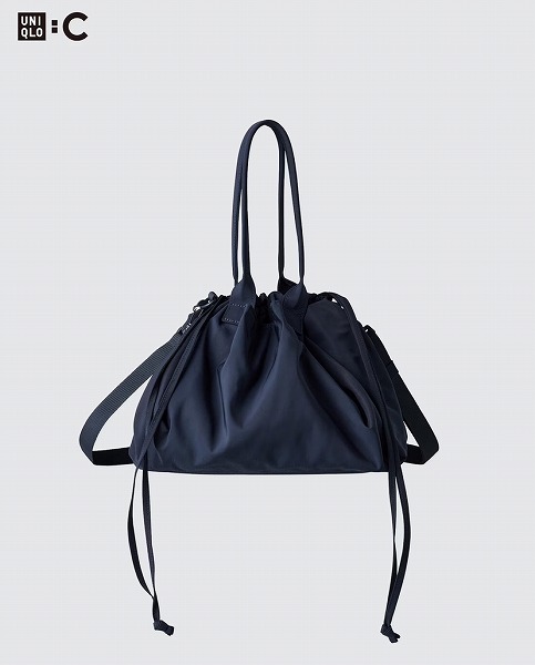 ドローストリングバッグ