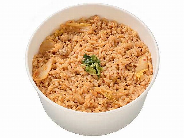 鉄鍋炒めのキムチ炒飯