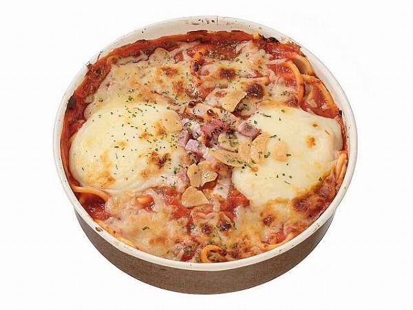 チーズの虜　アラビアータ　焼きパスタ