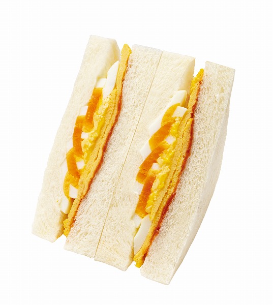 大きなサンドイッチ　トリプルエッグ