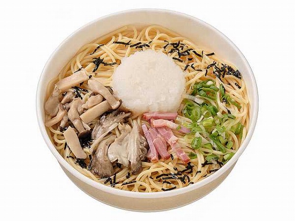 ３種きのこと大根おろしの和風パスタ