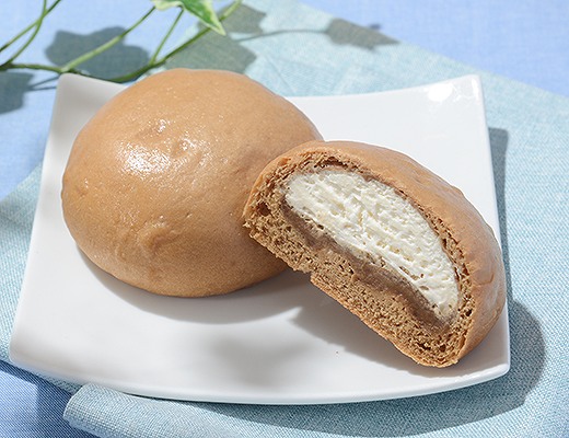 クリームたっぷり! ふわもち冷やしクリームパン ティラミス