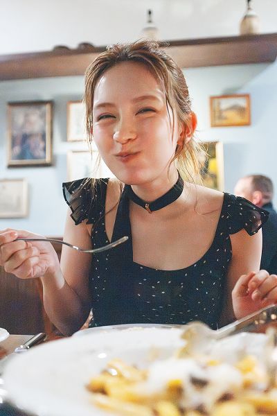 プロフィール